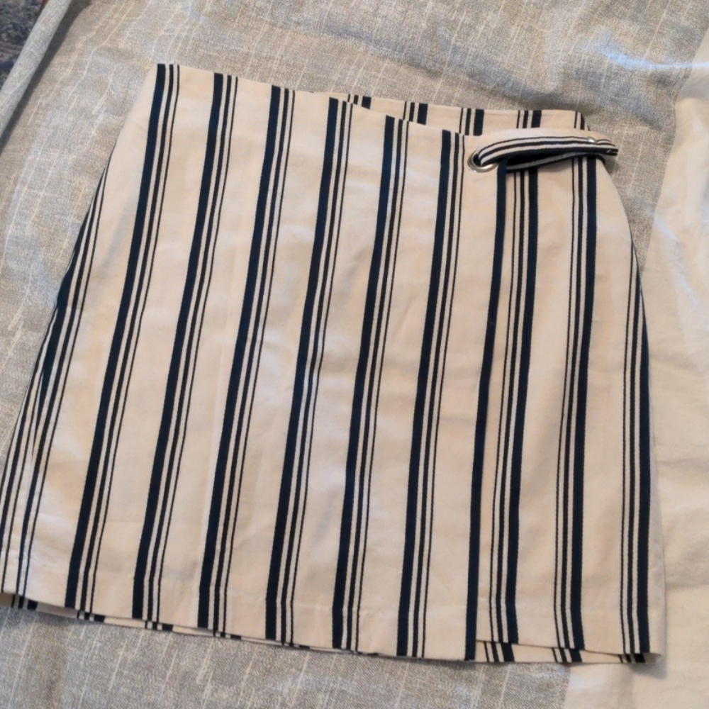 Mango wrap skirt